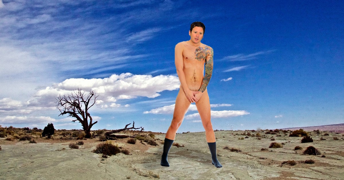 Announces Naked Tom DeLonge After Waking Up in Utah Desert for Fifth Night ...