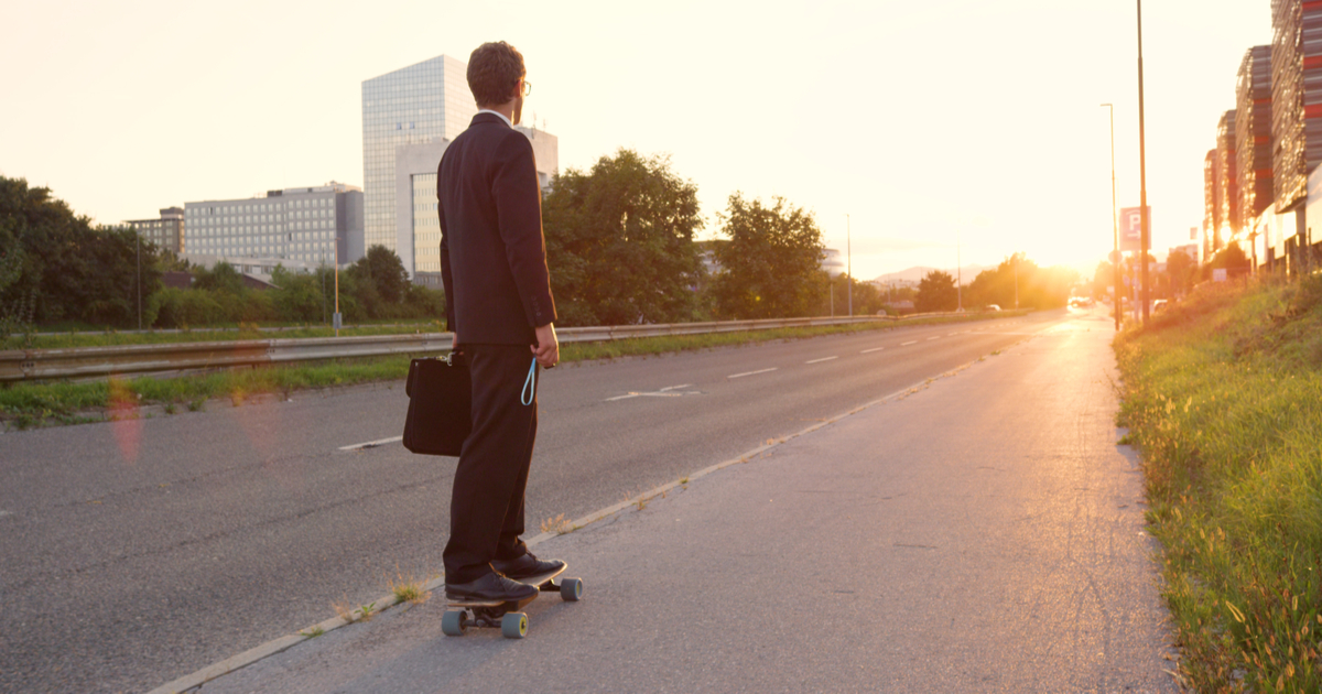 I in Love a Man Who Rides an Electric Longboard to Work!