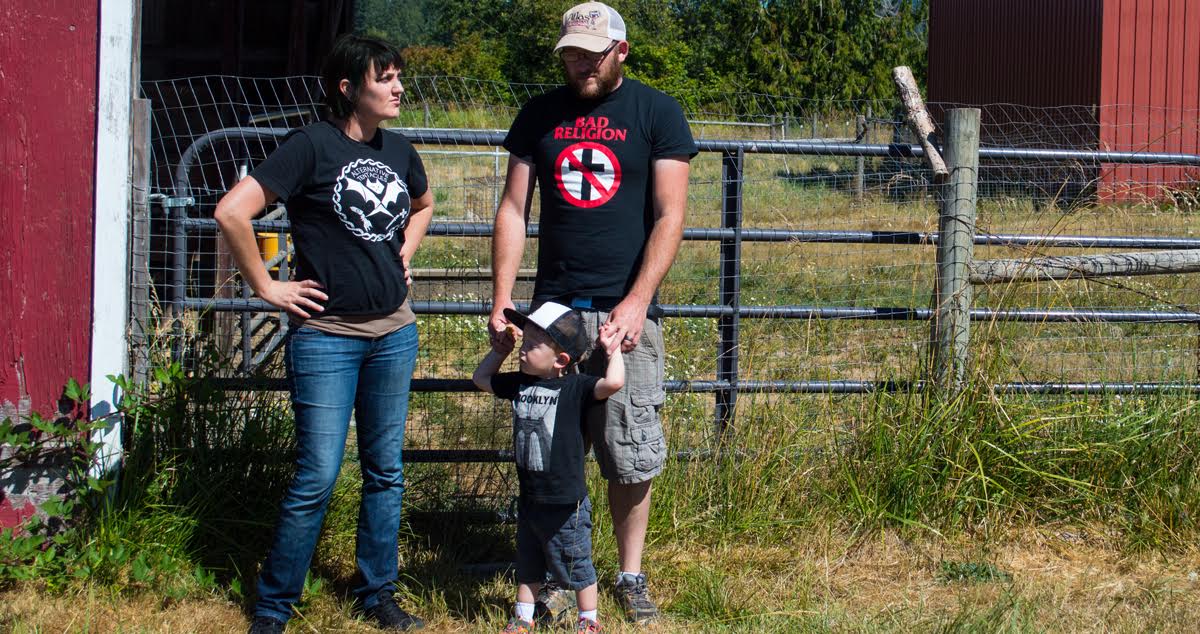 HS - Get out Your Pitchforks, Internet: This Failing DIY Farm Needs Your Help