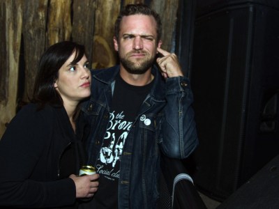 aging, couple, praying, no encore