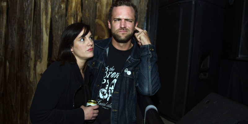 aging, couple, praying, no encore