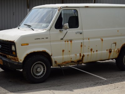 quantum, tour, van, parking, space