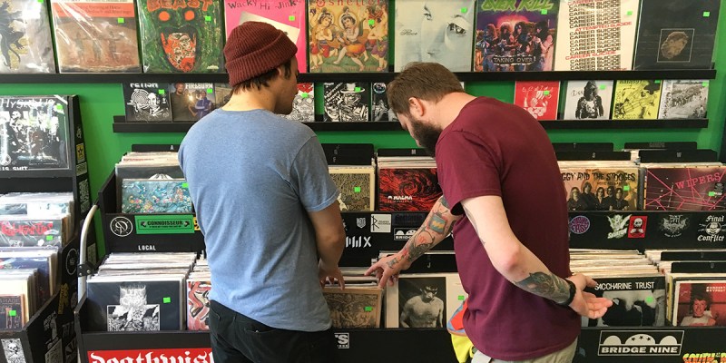 record store, weird, guy, close, shopping