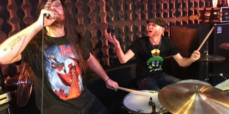 drummer, singer, floor tom