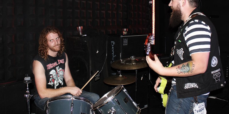 drummer, singer, audience