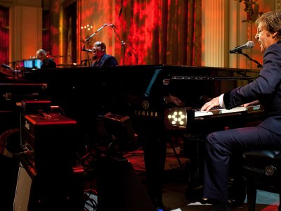 paul mccartney, hey jude, singing