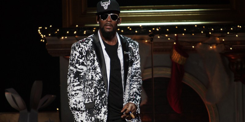 r. kelly, r kelly, hostage, sex, cult