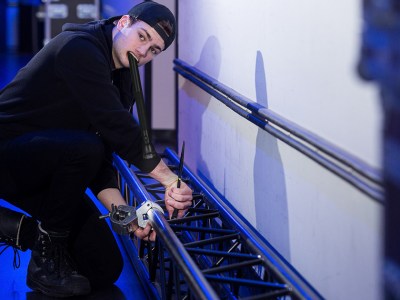 stagehand, flashlight, roadie, mouth