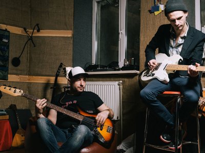 college, radio, morning