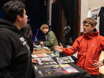 merch, guy, sticker, steal