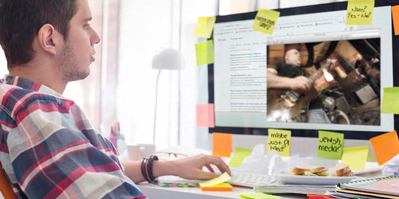 search, google, racist