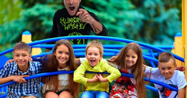 Lifelong Heckler Tells Children Talking at Park to Shut Up and Play