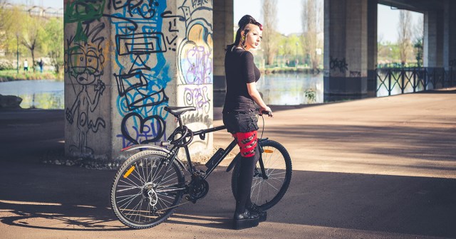 Health-Conscious Punk Bikes To Drug Dealer’s House