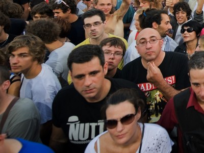 crowd, cheer, embarrassed