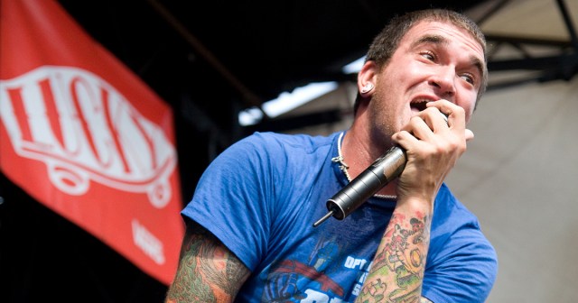 Maturing New Found Glory Frontman Writes Lyrics About Crazy Girls Who Want Half of Your Earnings in Divorce Settlements