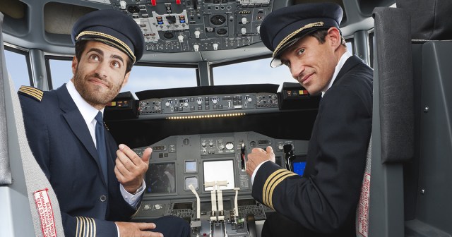 Airline Pilot Has No Idea How His Demo Just Starting Playing
