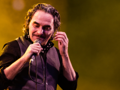 self-conscious, singer, staring