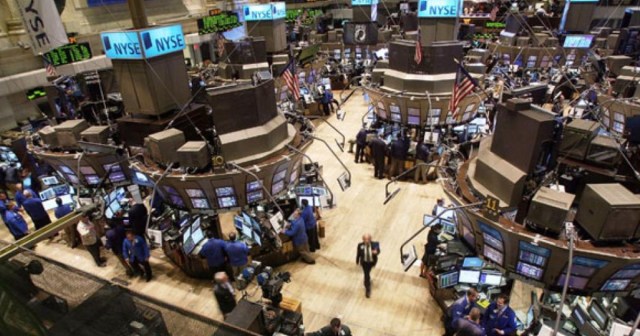 Nostalgic Fans Petition for Modern Reboot of ‘90s Economy
