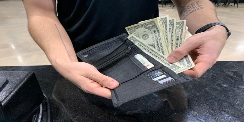 velcro, wallet, change