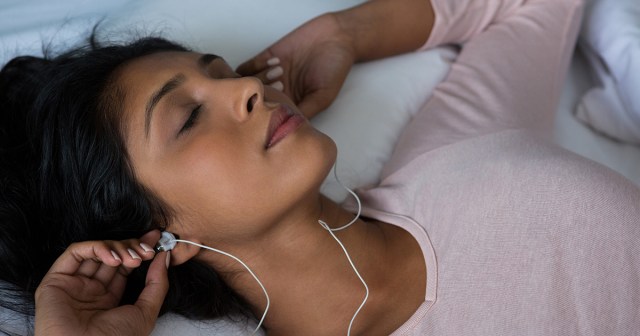 Songwriter’s Fiancé Mistakenly Assumes Love Songs Are About Her
