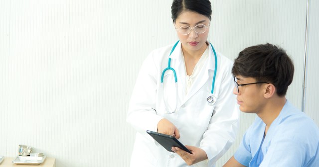Doctor Informs Man New Anti-Depressants May Take Up To 6 Weeks To Destroy Sex Drive