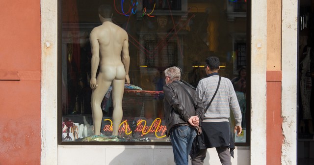 Mannequin Kinda Hot