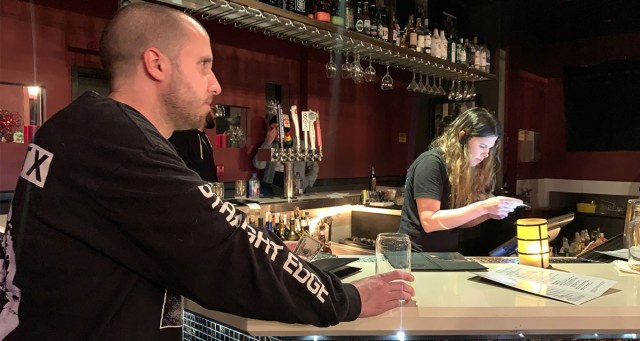 Insecure Straight Edge Guy Leaves Bartender $5 Tip on Glass of Tap Water