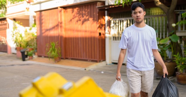 Top 7 Podcasts for the 30 Second Walk to Take the Garbage Out