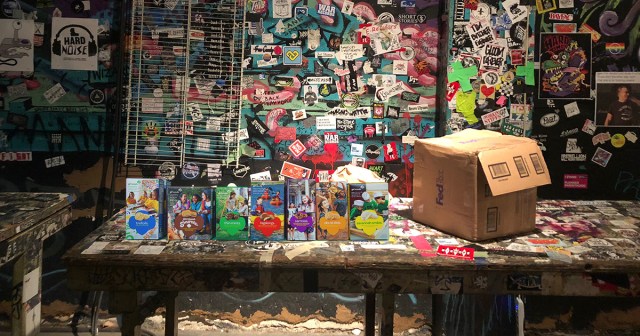 Band Member With Kid Subtly Adds Girl Scout Cookies to Merch Table