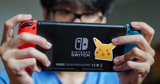 CDC Warns Pokémania Much More Dangerous When Contracted as an Adult