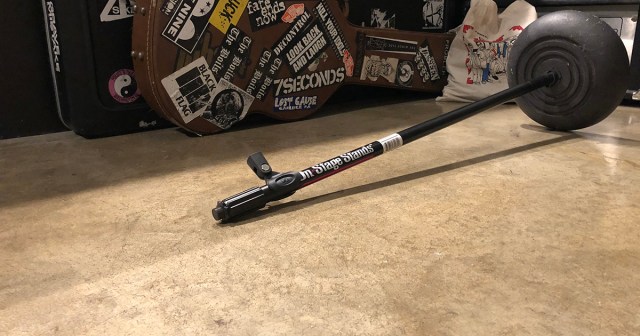 REPORT: Mic Stand Fucking Sucks