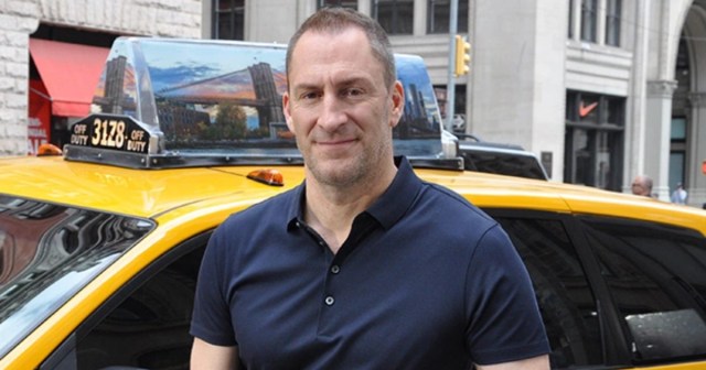 Struggling Ben Bailey Reminds Passengers This Is Not an Episode of Cash Cab