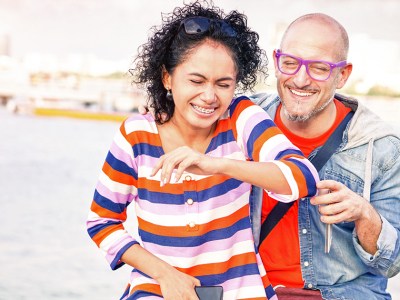 pop-punk, frontman, young, girl, girlfriend, COVID-19