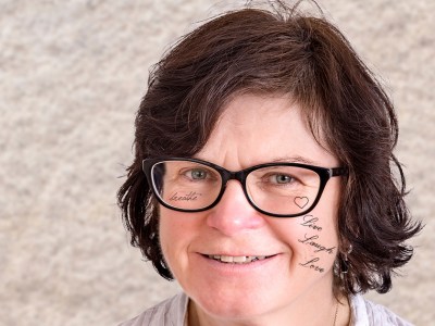 post malone, mom, tattoo, face, face tattoo