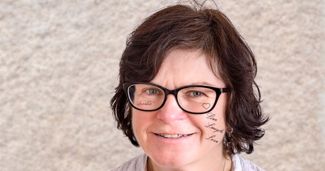Post Malone’s Mom Gets “Live Laugh Love” Face Tattoo