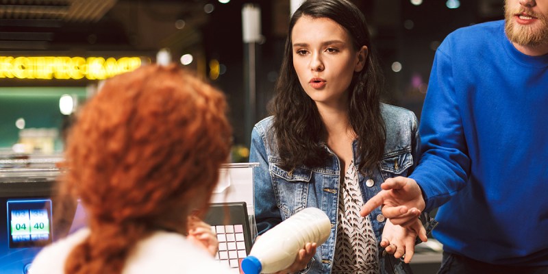 retail, customer, scream