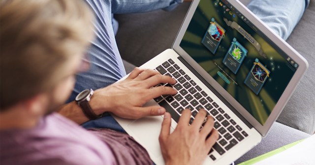 Terrified ‘Hearthstone’ Escapee Not Convinced ‘Slay the Spire’ Won’t Eventually Charge Him $40 for New Cards