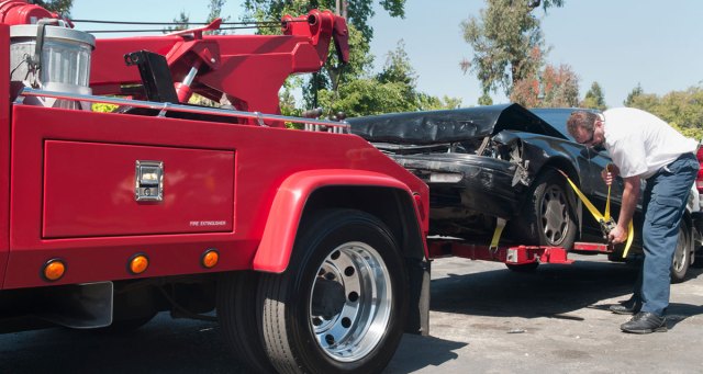 Man Not Sure When to Casually Bring Up Sepultura to Tow Truck Guy