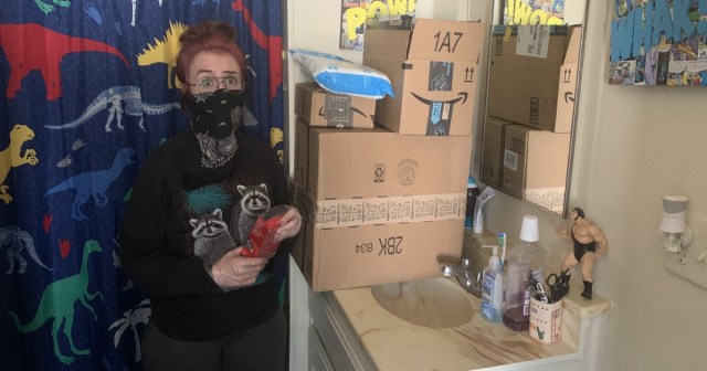 Woman Buys 100 Boxes of Hair Dye Just for the Gloves