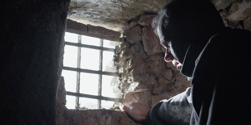 hostage, scared, trapped, stuck, kidnap