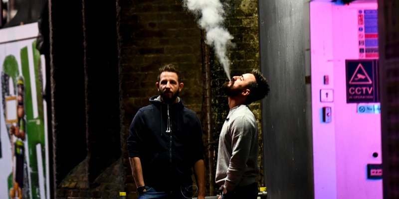 smoking, friends, fight