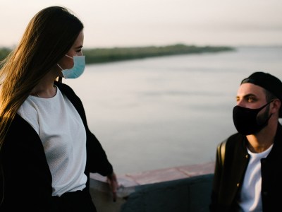 tinder, six feet, social distancing