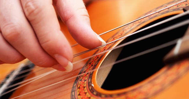 Classical Guitarists’ Technical Skills Overshadowed by Weirdly Long Fingernails