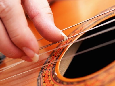 fingernails, gross, long, guitar, classical guitar