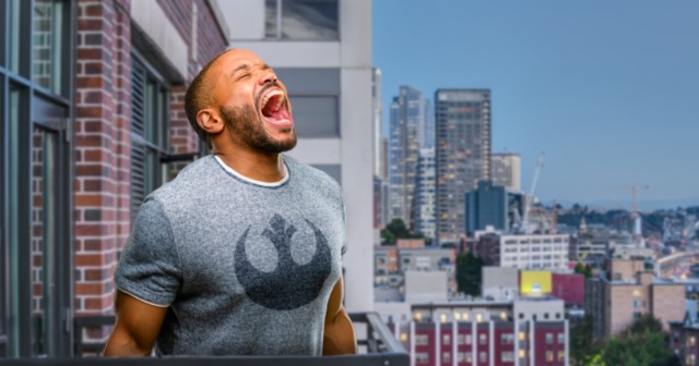 Inspiring: This Nerd Took to His Balcony to Keep Shouting About ‘The Last Jedi’
