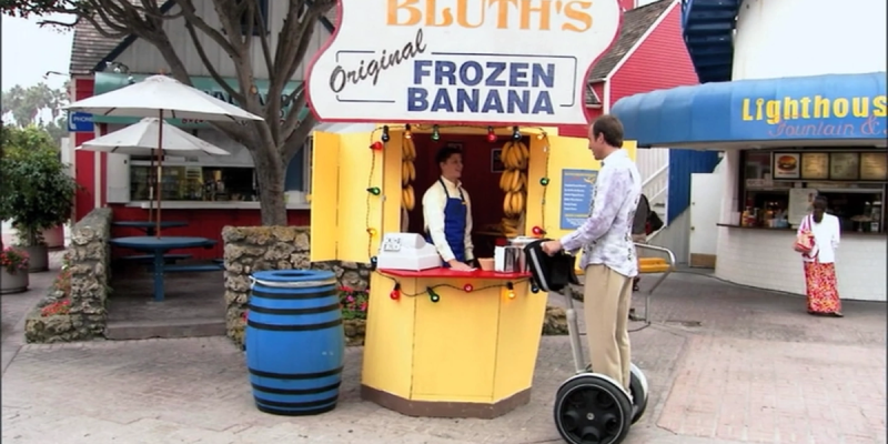 bluth family, banana, stand, bailout, money