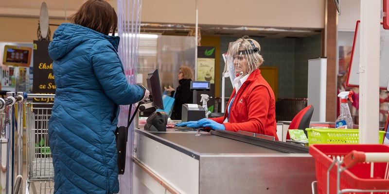 corona, beans, overcharge, store, grocer