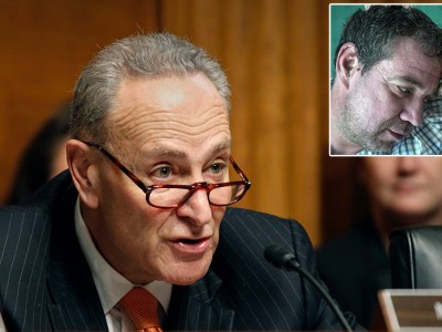 kiss, democrats, legislation