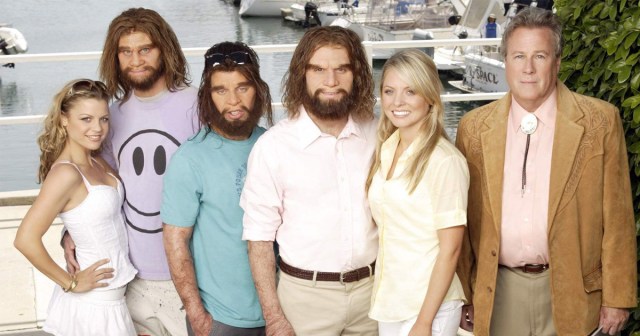 Zoom Cast Reunion of Geico’s ‘Cavemen’ Raises $17 for Charity