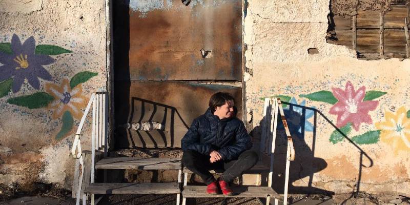 small town, scene, denise